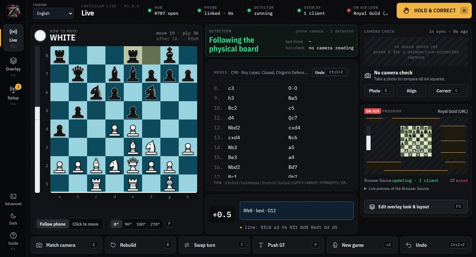 Skrin operator ChessZCam Live pada Windows: papan yang dikesan, senarai langkah, penilaian Stockfish dan cip status untuk hab, telefon, pengesan dan overlay.